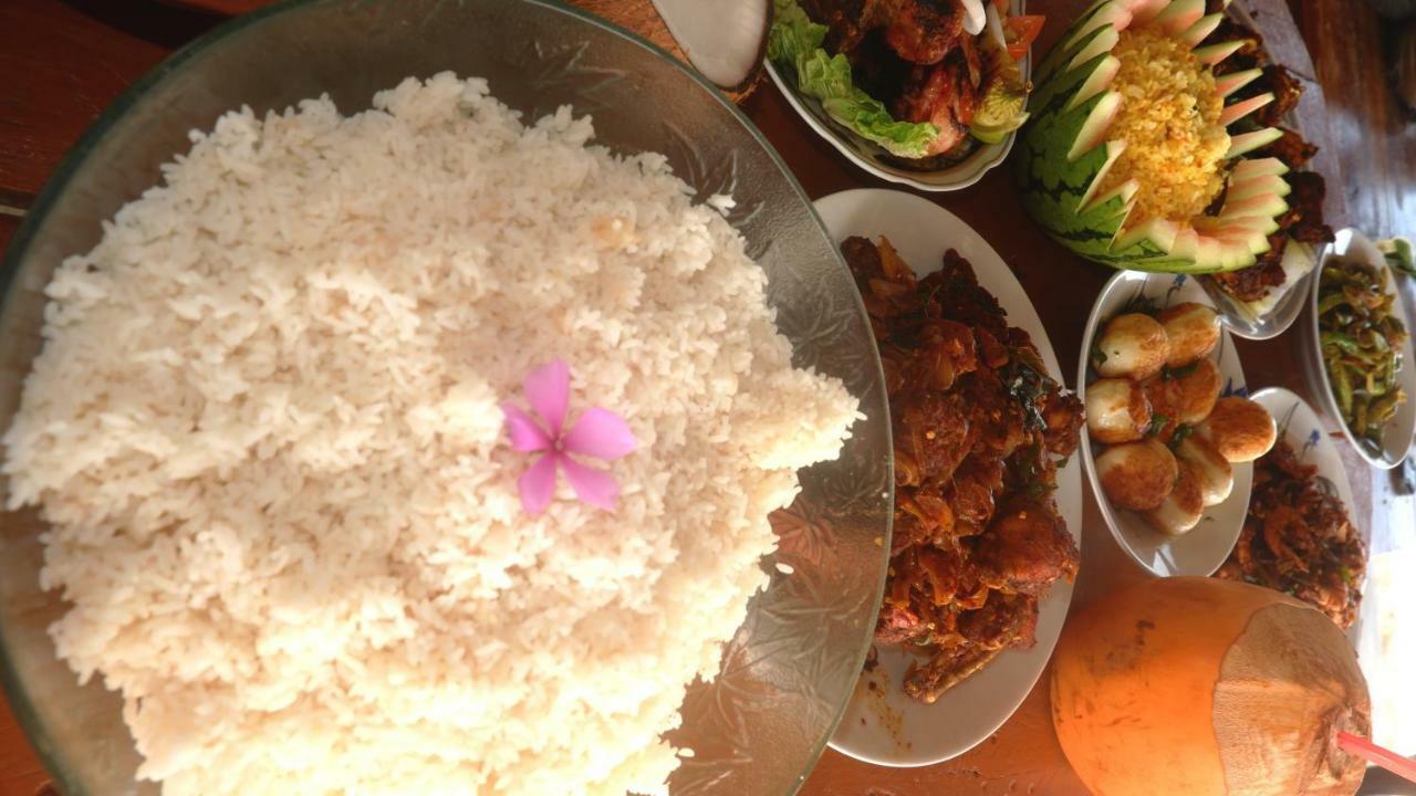 Ganesh Gate Hotel Pottuvil Eksteriør billede